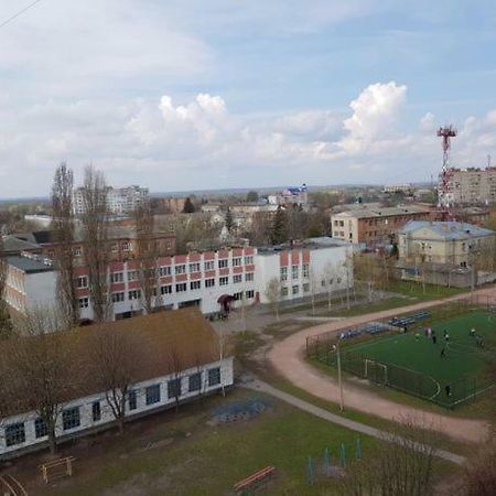 Уютная Квартира В 5 Мин Пешком От Курорта Myrhorod Bagian luar foto